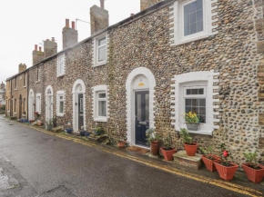 6 Flint Cottages, Birchington